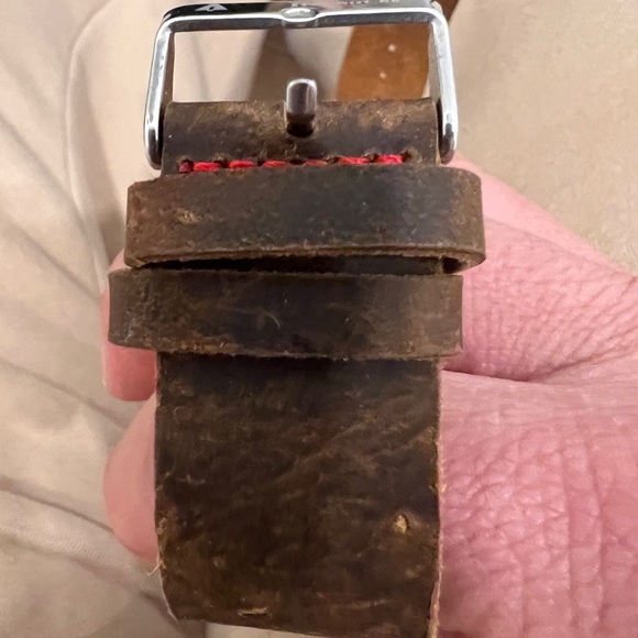 Watch - Picture 3 of 4